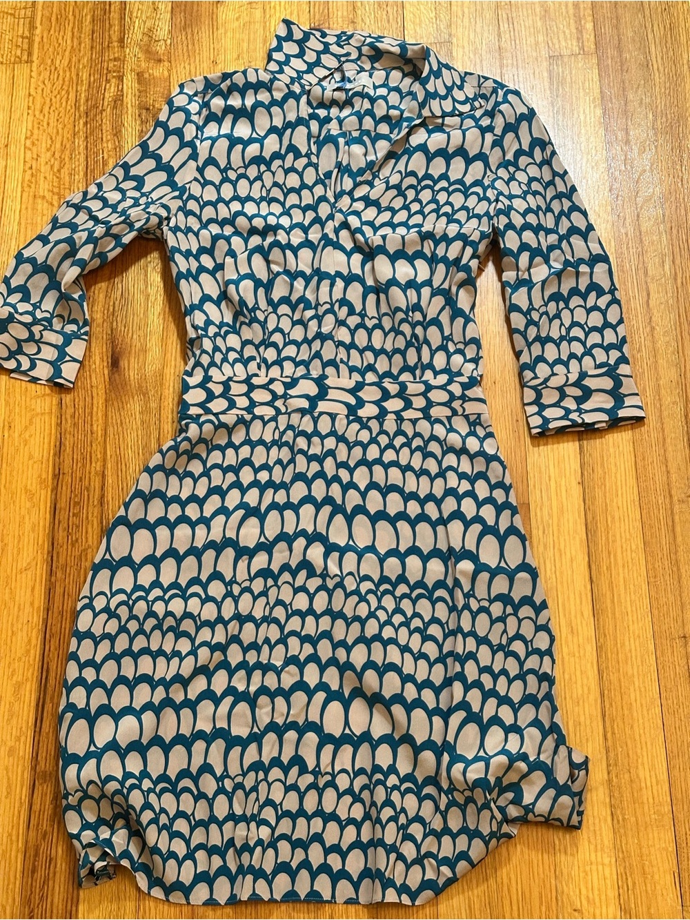 Stefanel Silk dress teal with geometric scallop pattern and a belted size 6 (#4)